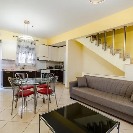 Luxury In Neos-marmaras